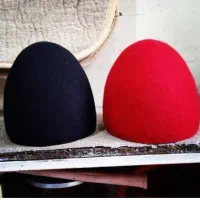 کلاه نمدی و قالیچه نمدی|گلیم، جاجیم، گبه|ساری, |دیوار