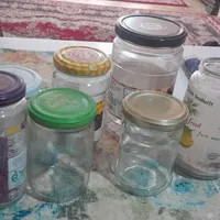 چند ین عدد شیشه درب دار به همه کاری می اید