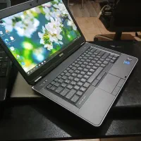 لپ تاپ دل با پردازنده Core i5 بسیار تمیز
