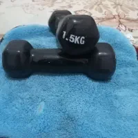 دمبل یکو نیم و دستکش و کلاه و باند و لباس