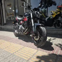 بنلی ۳۰۰ مدل ۱۴۰۱