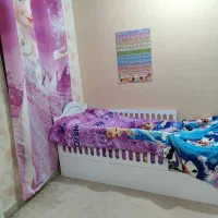 تخت تک نفره و تشک در حد نو