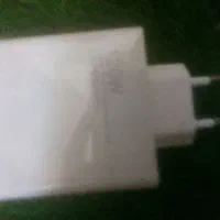 آداپتور و شارژر نوع پرسرعت است نونو