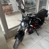 بنیلی۳۰۰دوسیلندر