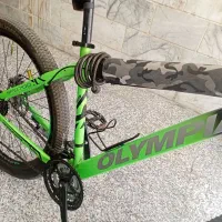 دوچرخه ۲۷ ونیم|دوچرخه، اسکیت، اسکوتر|قدس, شهر‌قدس|دیوار