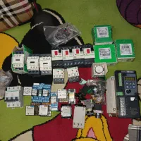 لوازم برق صنعتی اینورتر کنتاکتور رله کلید حرارتی|ماشین‌آلات صنعتی|هشتگرد, هشتگرد قدیم|دیوار