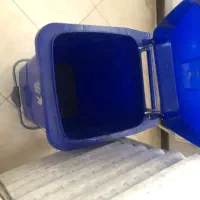 سطل زباله . جارو.طی