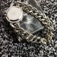 یک عدد ساعت زنانه نقره