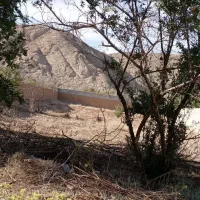 زمین 1200 متری