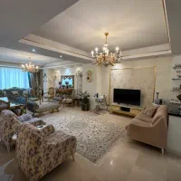 ۱۲۰ متر /شمال کاخ