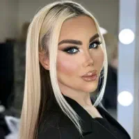 میکاپ و شنیون‌ فقط 600