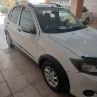 کوییک سفید مشکی مدل۱۴۰۲درحد صفر