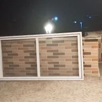 درب  تمام آلومینیوم با لنگه باز شو توری