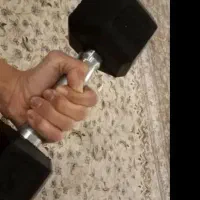 دوعدد دمبله ۵کیلوی دارم . یه ماهه کارکردم باش خدای|تجهیزات ورزشی|ویسیان, |دیوار