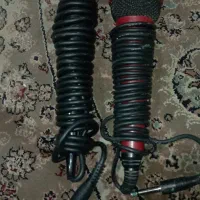 ۳عدد میکروفون ‌اصلی‌بفروش‌میرسد