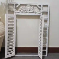 قاب پنجرهی چوب روس پتینه کاری|تابلو، نقاشی، عکس|شیراز, باغ تخت|دیوار