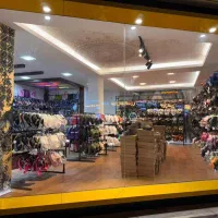 استخدام فروشنده خانم|استخدام بازاریابی و فروش|چالوس, |دیوار