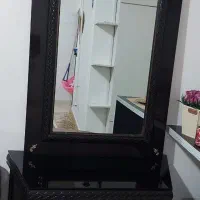 آینه و کنسول سالم|بوفه، ویترین، کنسول|رشت, دروازه لاکان|دیوار