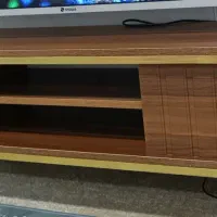 میز تلویزیون در حد نو