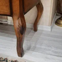 میز چوبی اصل