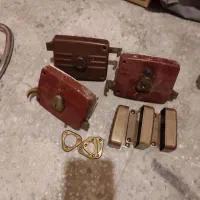 قفل درب حیاط
