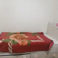 تخت نوجوان همراه کمد وپاتختی|تخت و سرویس خواب|گرمدره, |دیوار