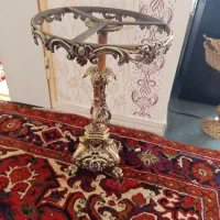 یک عدد میز تلفن خیلی سنگین برنز