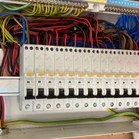 برقکار رفع اتصالی برق کار نصب لوستر شبانه۲۴