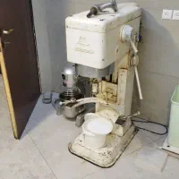 میکسر قنادی .فریرز ۶در|کافیشاپ و رستوران|تهران, جمالزاده|دیوار