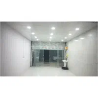 فروش/رهن و اجاره مغازه بزرگ بر بلوار اصلی کارکنان