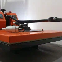 دستگاه پرس حرارتی