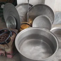 اجاق گاز و دیگه هیئت و لوازم آشپزی