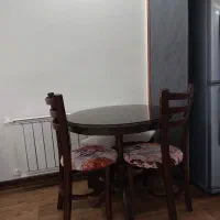 میز وصندلی چوبی