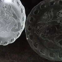 ظرف آنتیک وقدیمی
