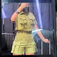 فروشنده خانم