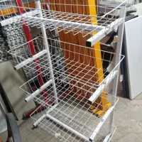 فروش و ارسال استندهای 4 طبقه چیپس پفک کیک