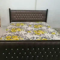 فروشه تخت وتشک تبی در حد نو|تشک تختخواب|نورآباد, |دیوار