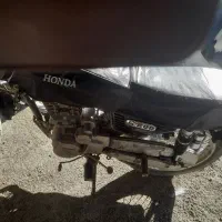 هندا ۲۰۰ مدل ۹۵ در حد خشک