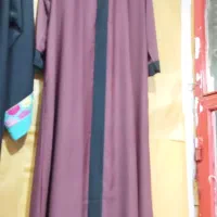 کفش و لباس به قیمت عمده حراج کردیم