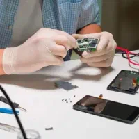 تعمیر موبایل در اسرع وقت با کیفیت و قیمت مناسب|خدمات رایانه‌ای و موبایل|یزد, |دیوار