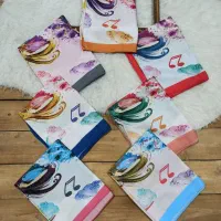 لگ خز دار|لباس|کوهدشت, |دیوار