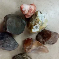 الماس راف یاقوت الماس سیاه عقیق زبرجد