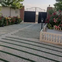کارگر سنگکاری وکاشیکاری