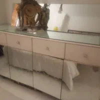 کنسول طول صدو هشتاد س  در حد نو فوری فروشی|مبلمان خانگی و میز عسلی|کیش, |دیوار