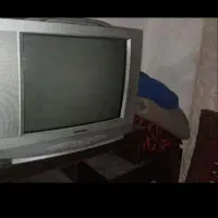 تلویزیون ۲۱ سالم ولی کنترل نداره