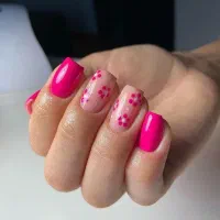 اموزش تخصصی خدمات ناخن از پایه تا حرفه ای+خدمات