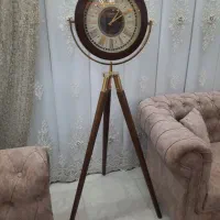 ساعت ایستاده چوبی