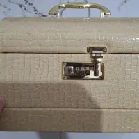 جعبه لوازم ارایشی