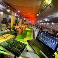 دیجی مراسمات و خواننده