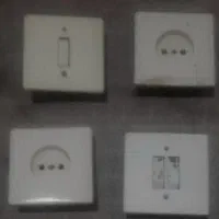 ۱۸متر کابل برق مسی ۲.۵ ×۲ بهمراه ۱۰تا پریز وکلید|سایر لوازم برقی|شیراز, حومه شیراز|دیوار